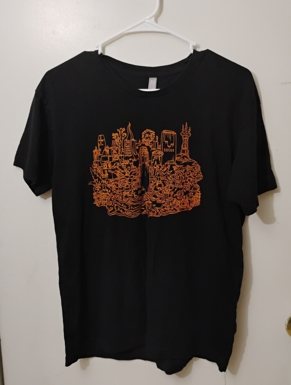 Black Graphic Tee with Orange San Francisco Cityscape Print - Unbranded